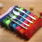 cutlery set with chop sticks